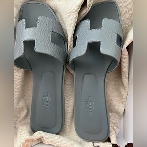 Hermes oran sandal